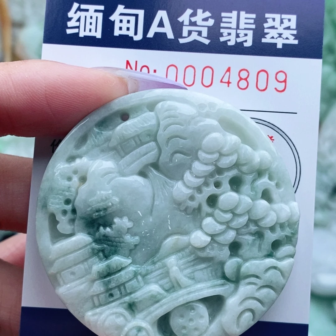 吊坠(不含链)未镶嵌翡翠