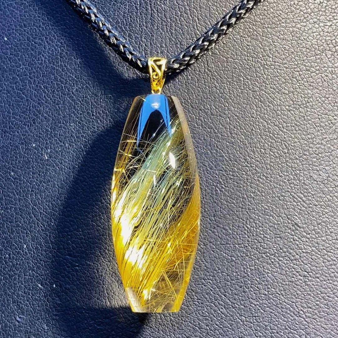 18K金镶嵌颈饰水晶天然净体钛晶桶珠吊坠