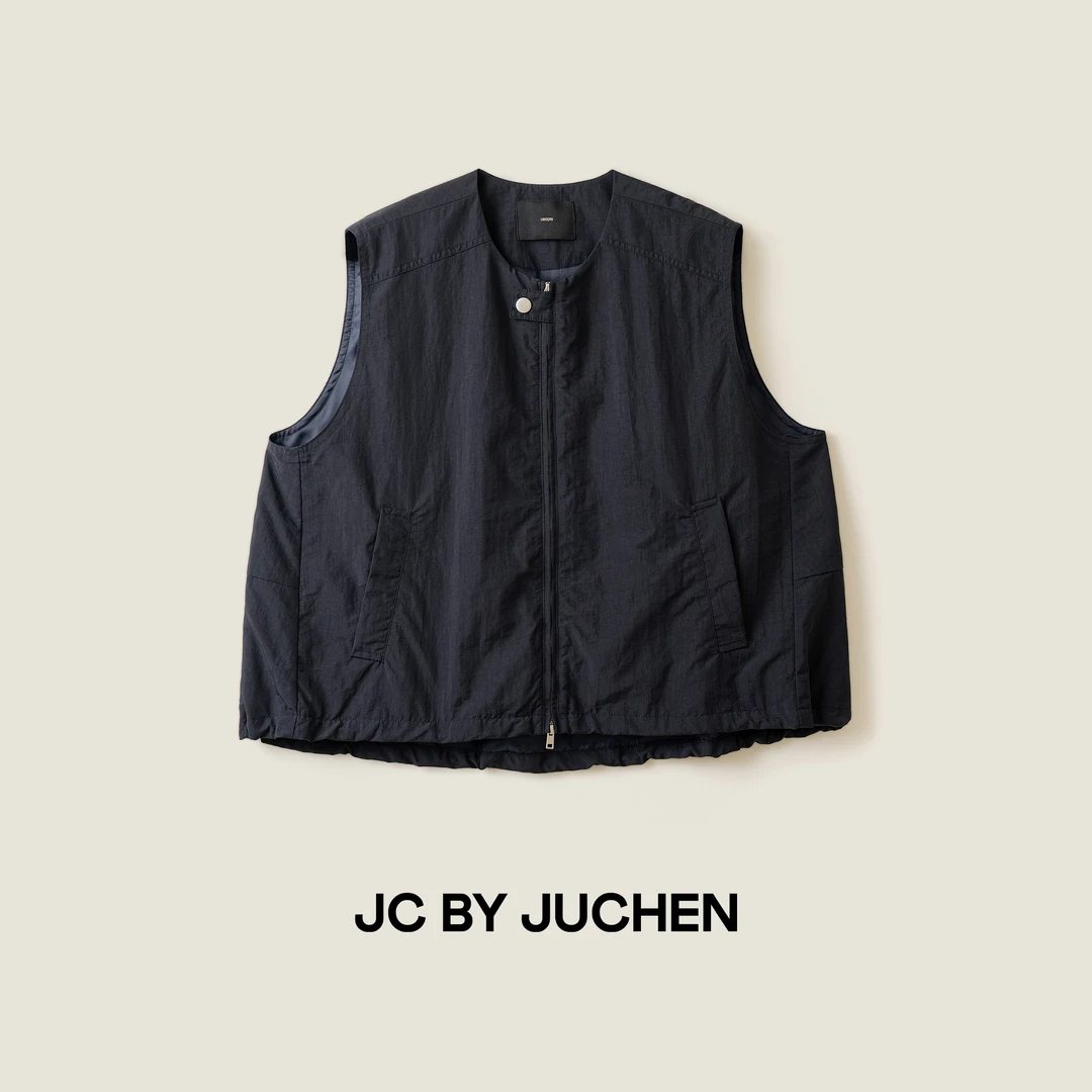 玄武冲锋甲轻户外百搭叠穿休闲圆领坎肩无袖马甲 FW054473