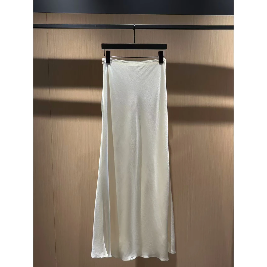 【LUMIEN】“清冷鎏光”米白色A字醋酸半裙LX5FQQ146