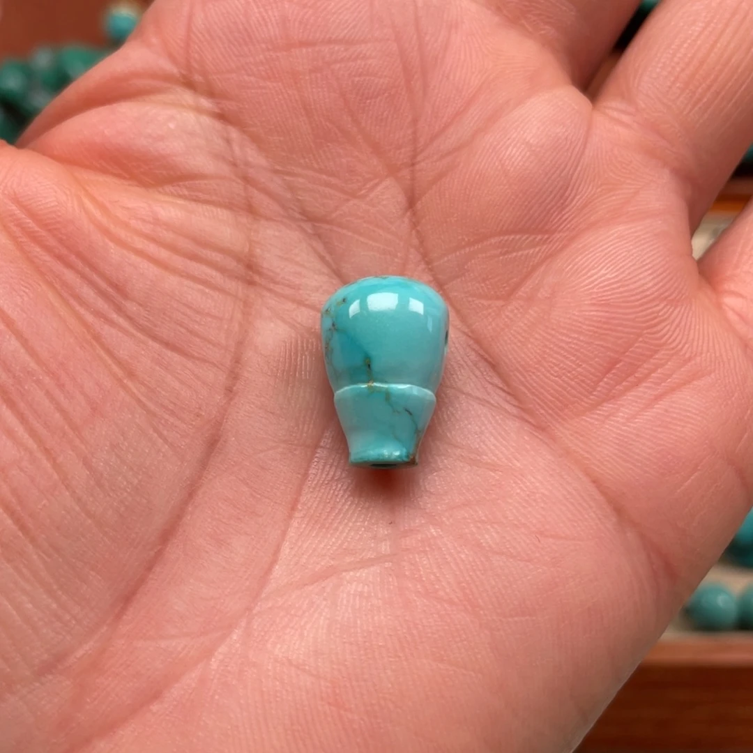 绿松石未镶嵌三通三通