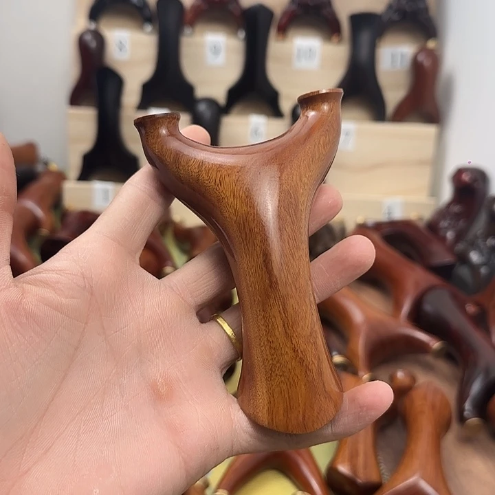 11号沙漠铁断臂飞虎木