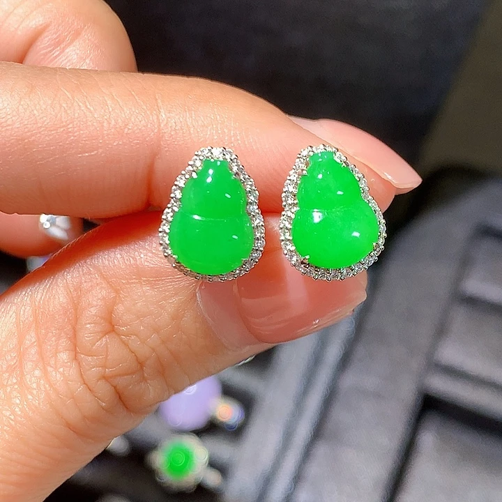 翡翠18K金镶嵌耳饰