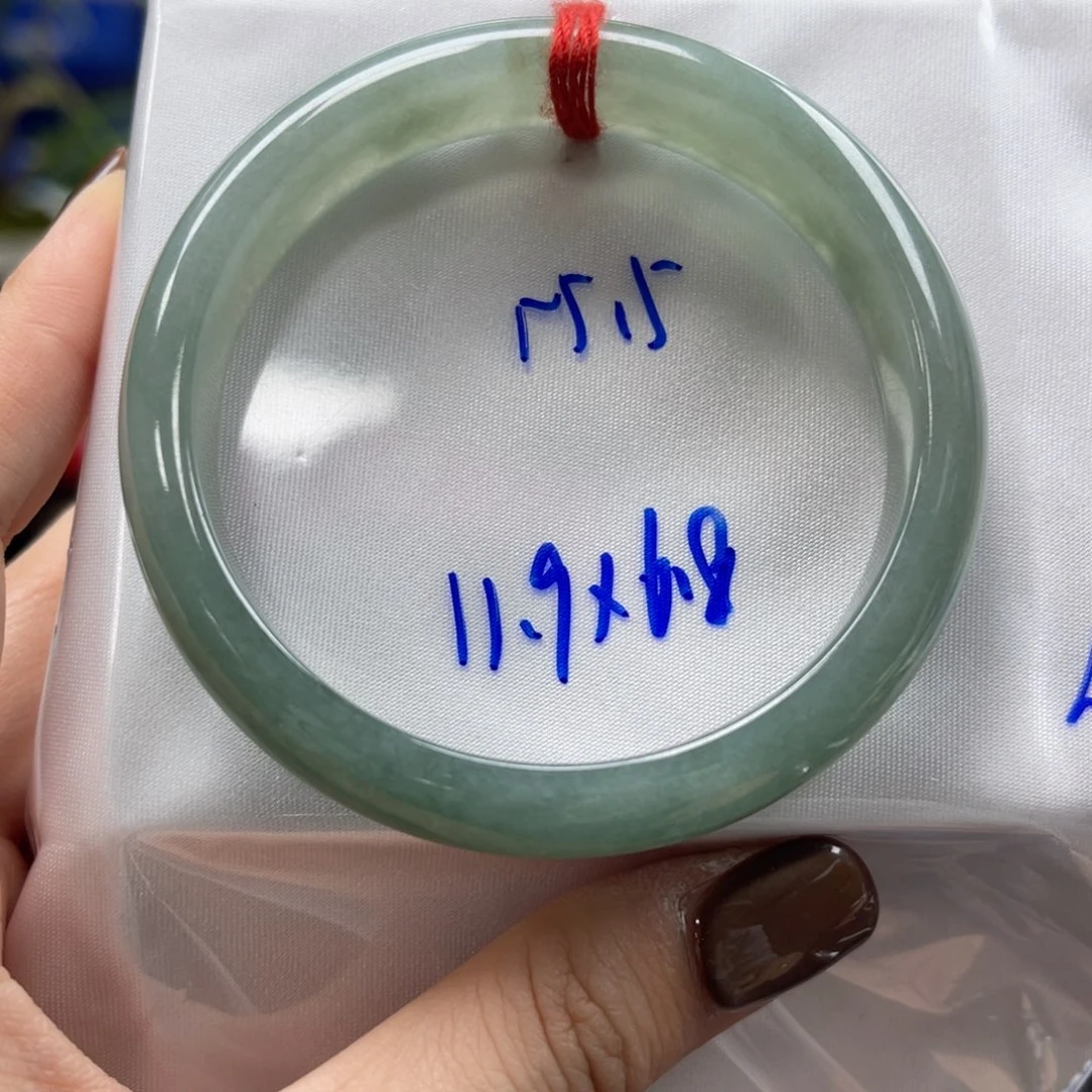 未镶嵌手镯翡翠翡翠