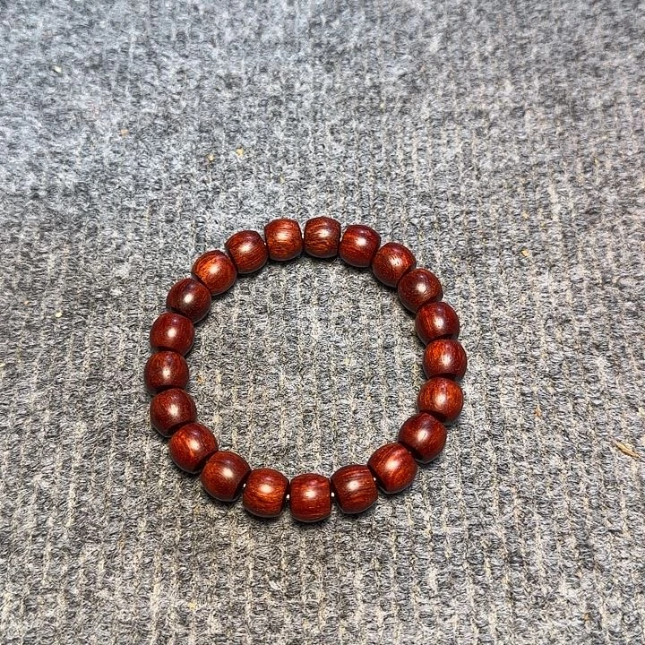 游***生檀香紫檀（小叶紫檀）全陈化老料把件串