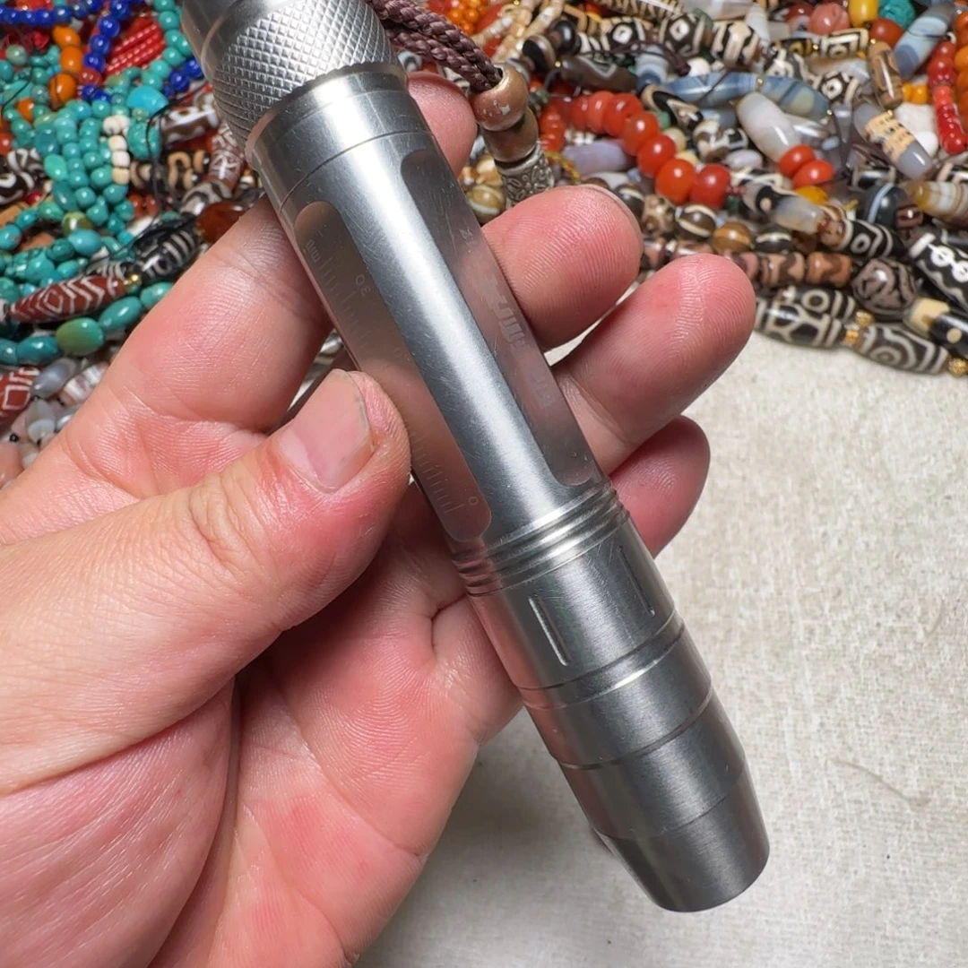 藏地回流。 灯里看见。