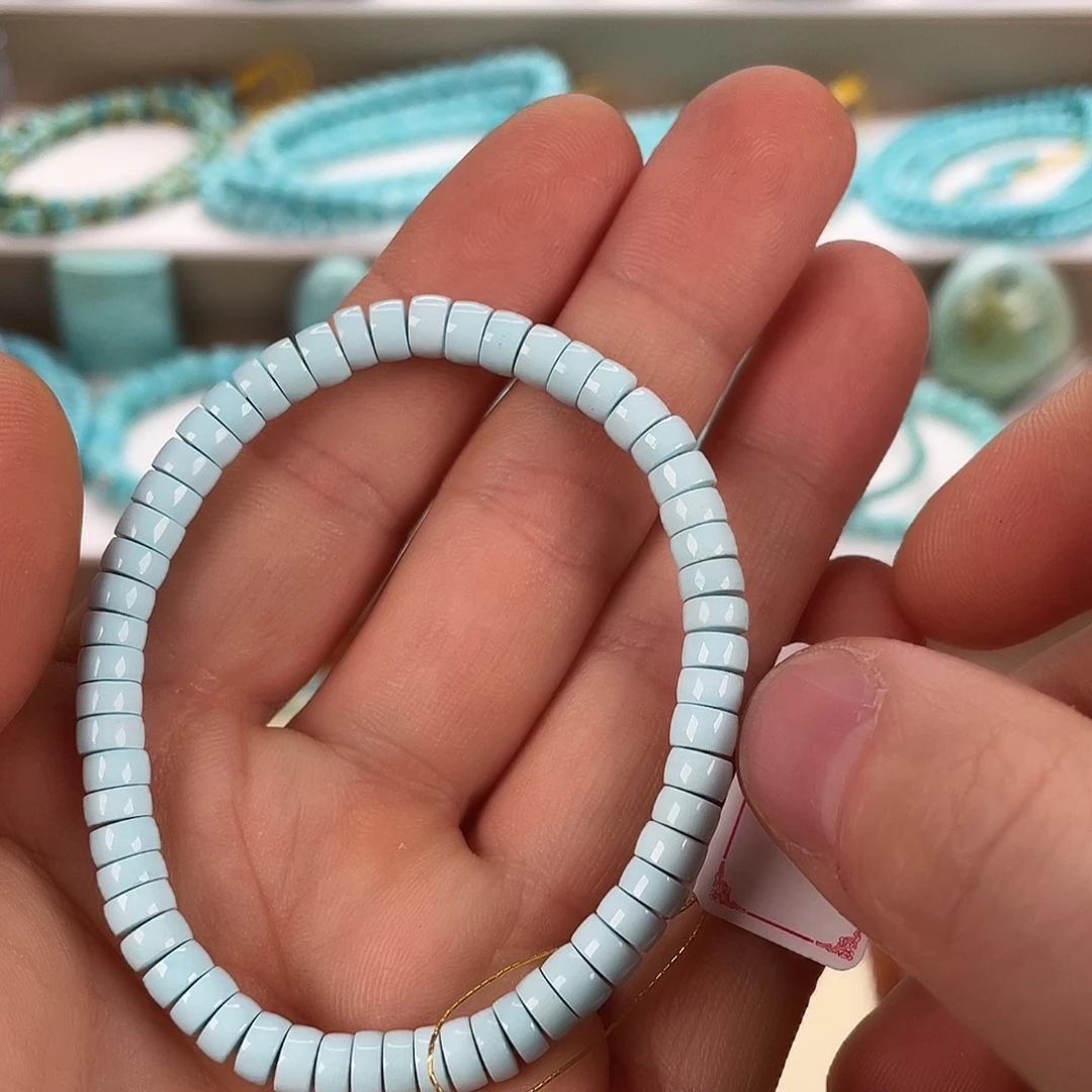 绿松石未镶嵌颈饰