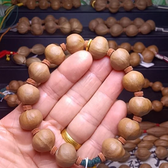橄榄核手串/手链橄榄核手串三花铁核鸡血红老料蜜桃臀1.6