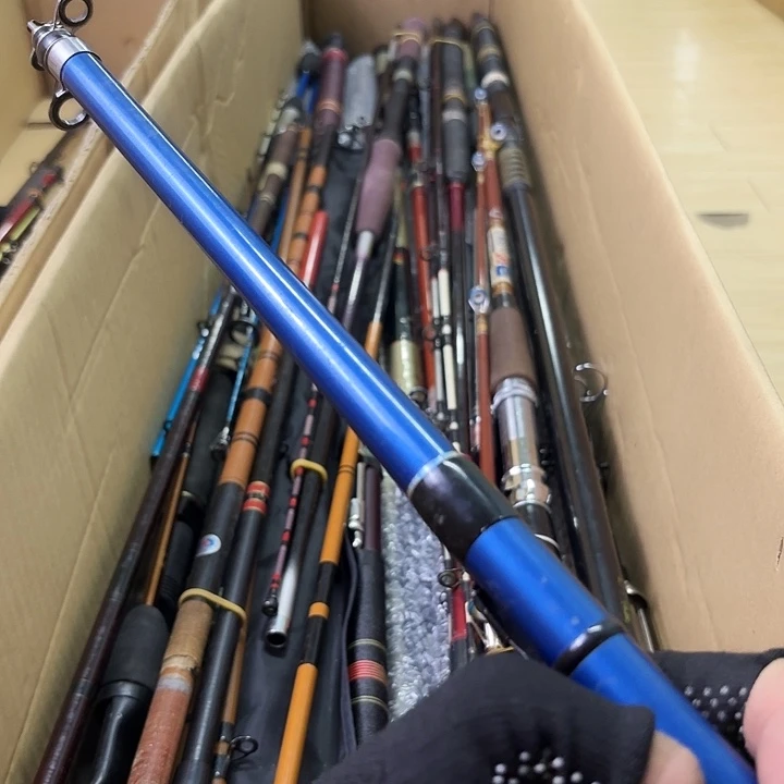 初***余钓鱼杆微瑕疵孤品