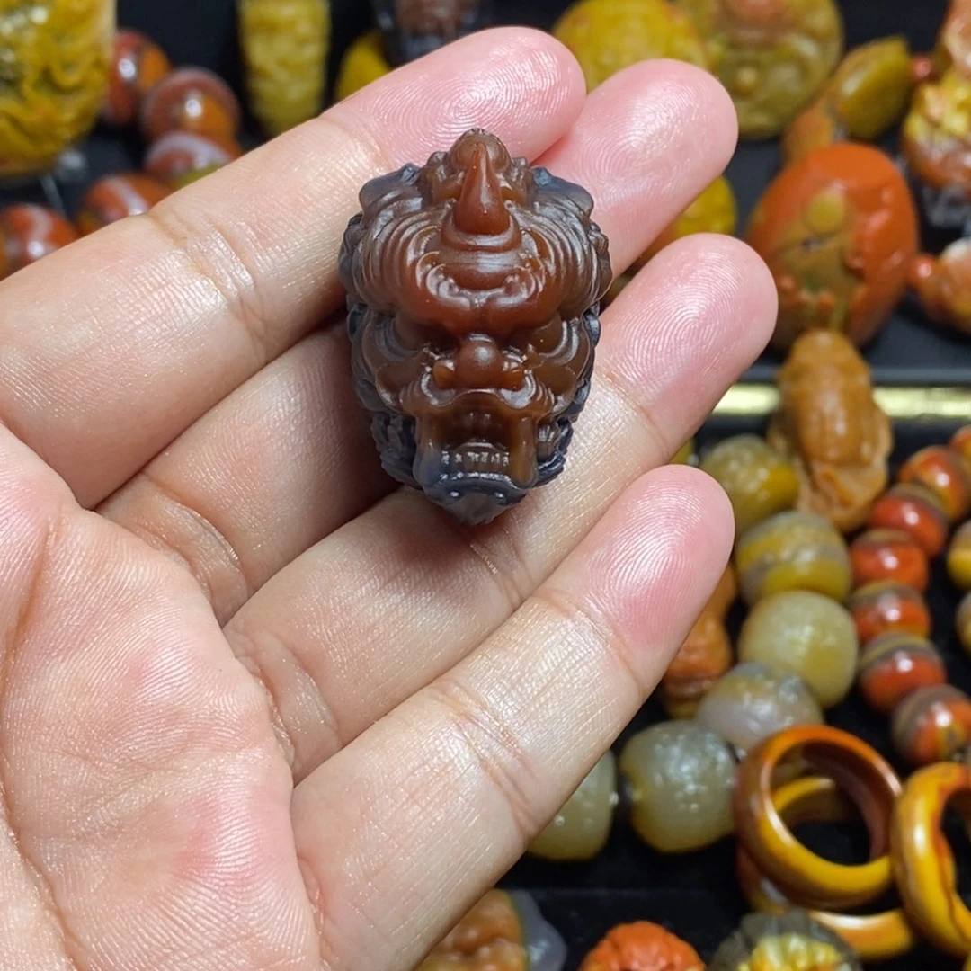用***7未镶嵌玛瑙/玉髓珠宝半成品战国红打三通龙不退换