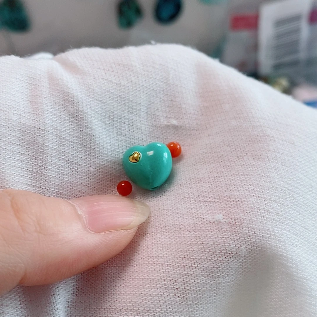 南红玛瑙未镶嵌珠宝奇石