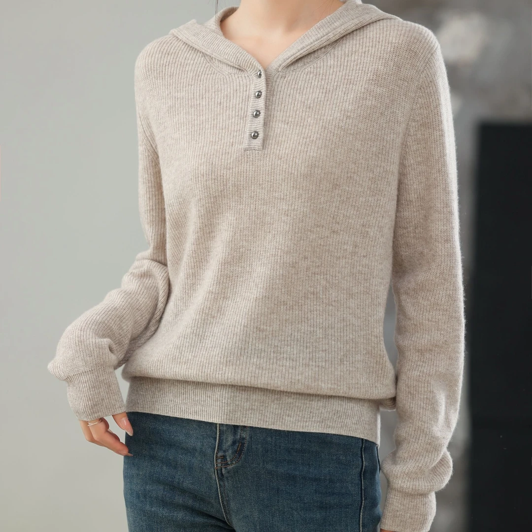 2835#云雾灰保暖连帽羊绒羊毛针织衫，秋冬加厚短款纽扣减龄休闲