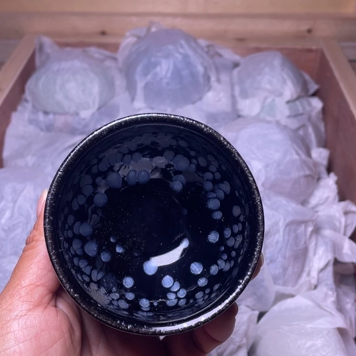 茶盏不用谢哈兄弟哈
