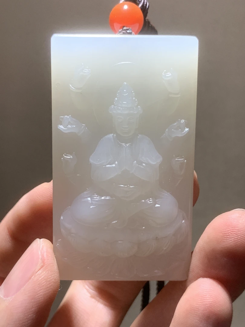新疆和田 羊脂玉籽料 千手观音 45克 5.9*3.4*1