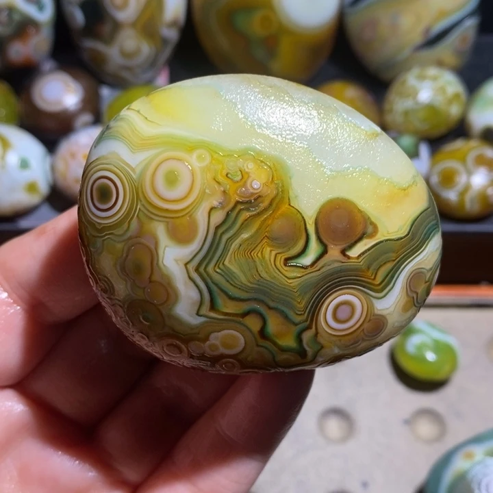 玛瑙/玉髓未镶嵌珠宝半成品