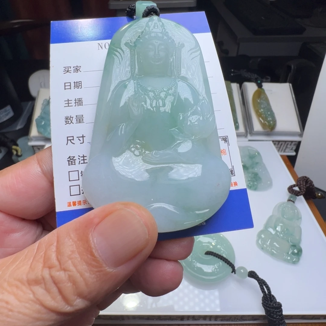 颈饰未镶嵌翡翠缅甸翡翠