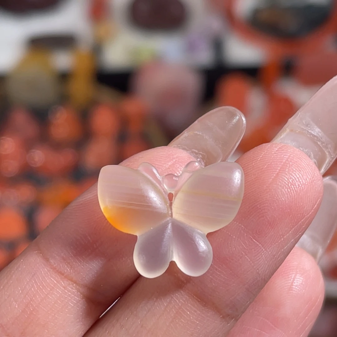 玛瑙/玉髓未镶嵌小蝴蝶 18.3x14.4mm不换退