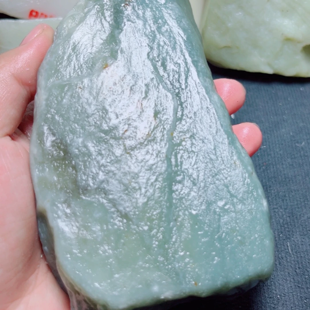 和田玉未镶嵌珠宝奇石