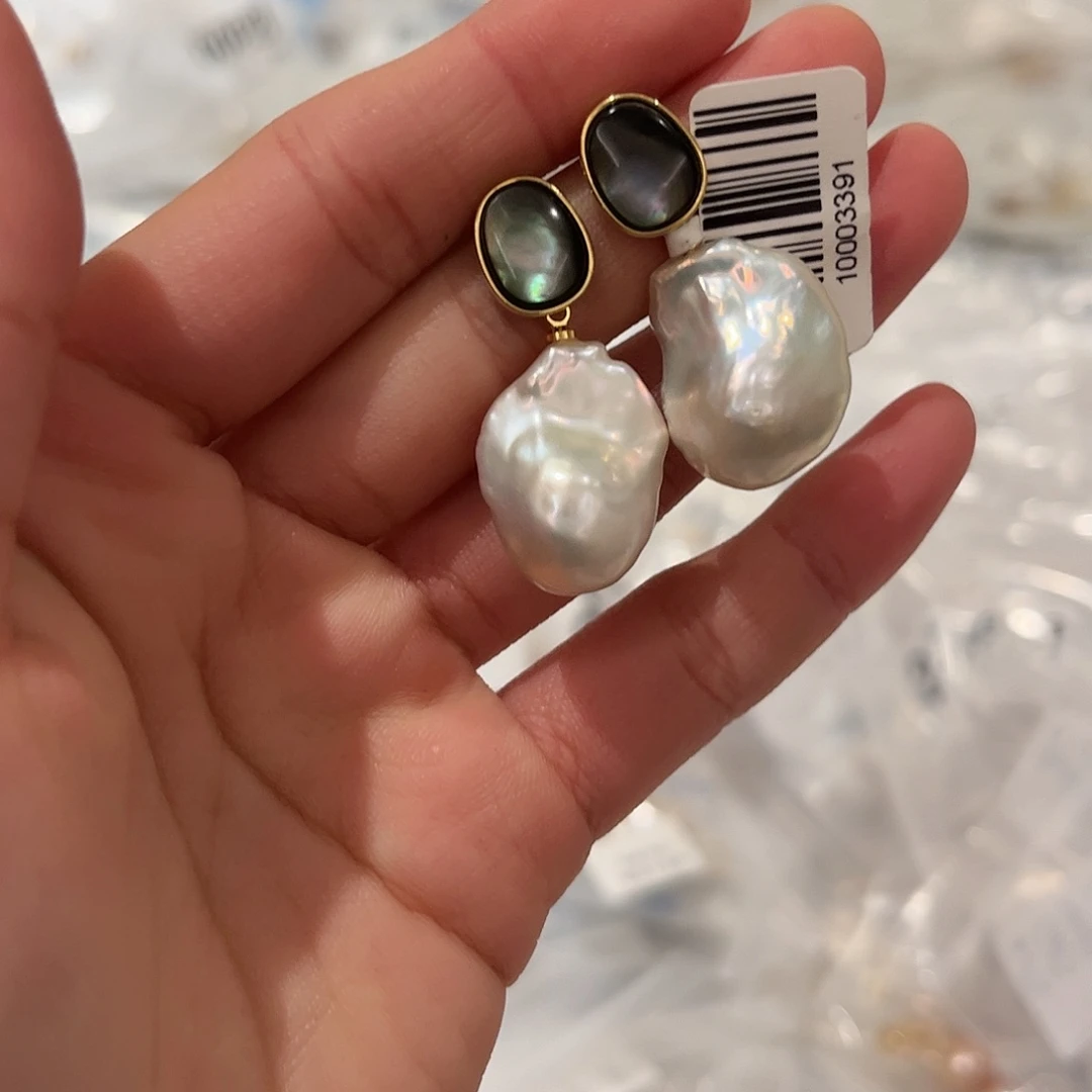 淡水珍珠耳饰合金