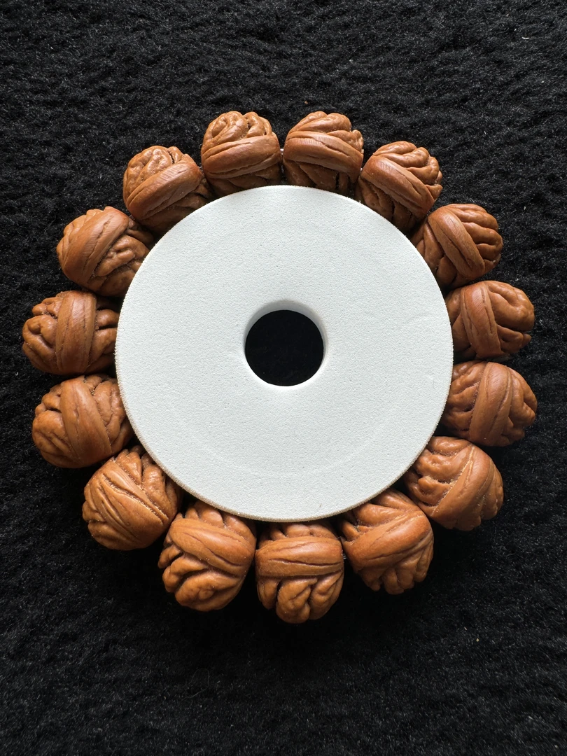 【豹子头】龙纹桃核野生籽秦岭豹子头红皮桃核手串