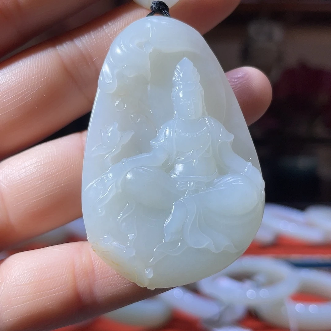 和田玉（子料）未镶嵌颈饰