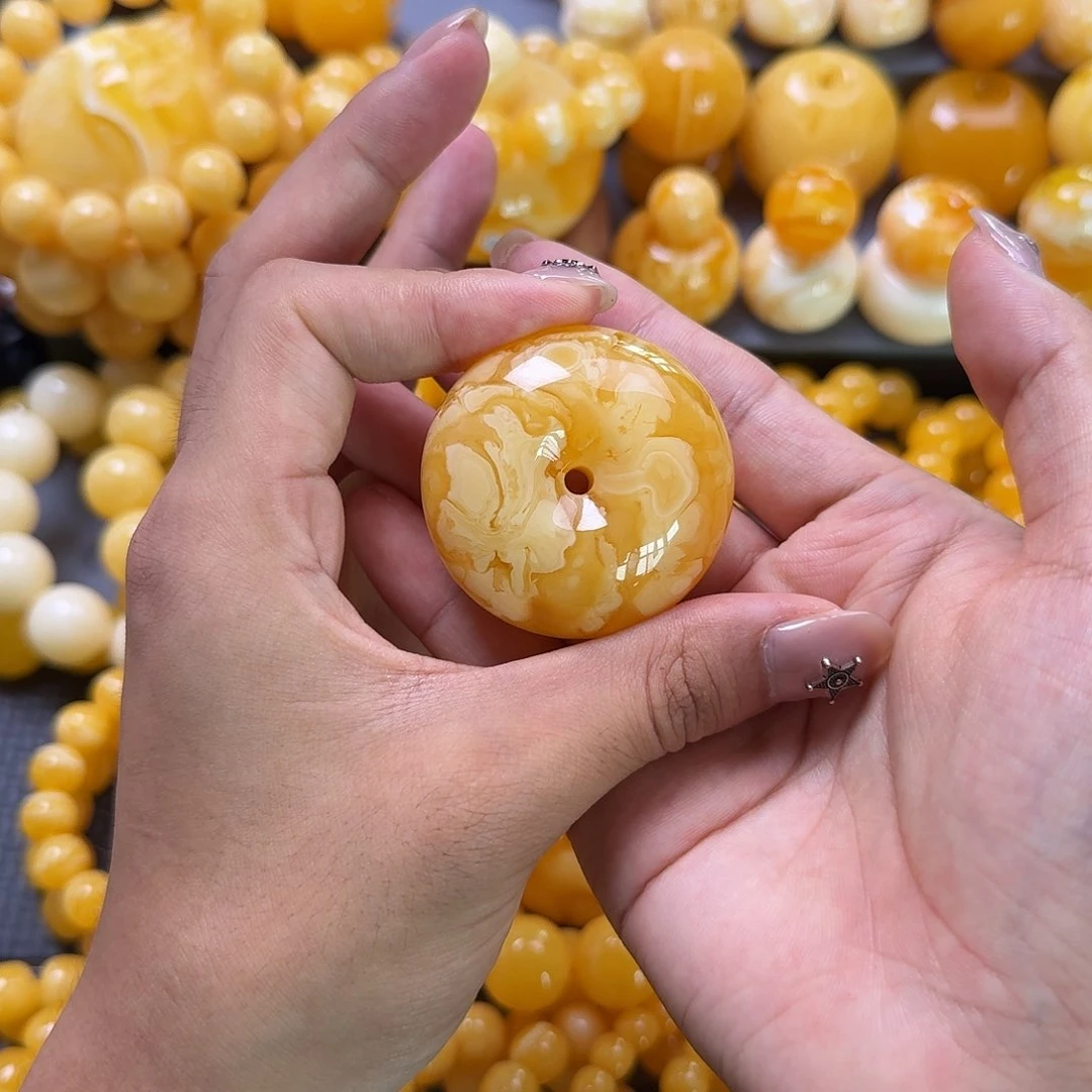 未镶嵌蜜蜡珠宝奇石