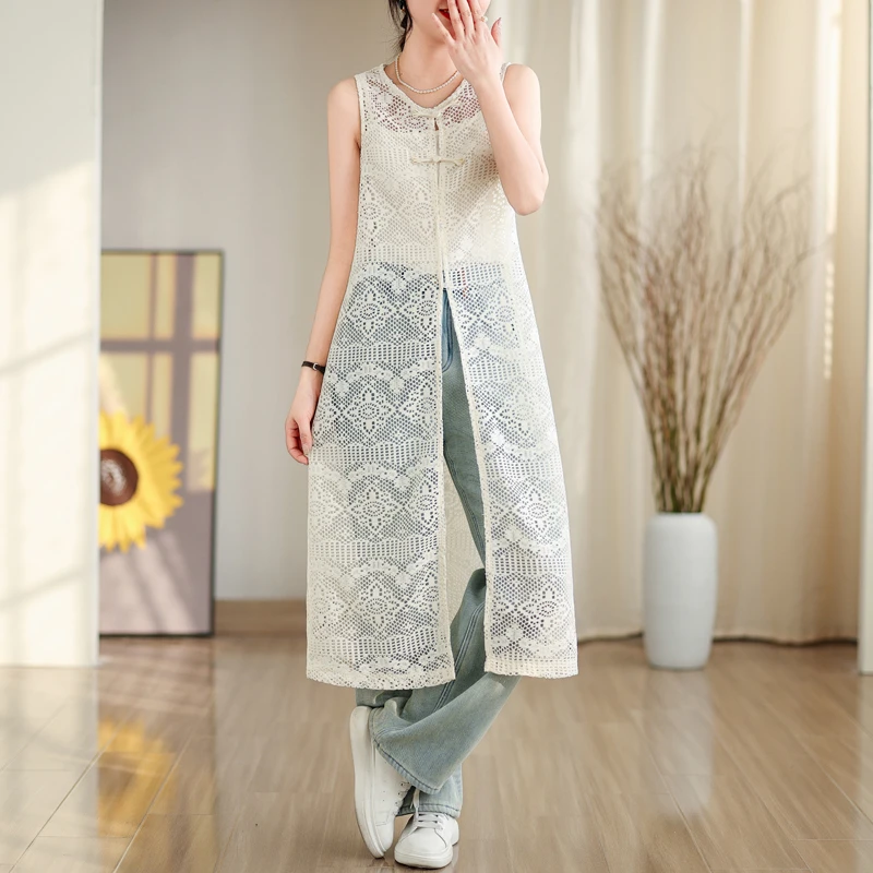 春夏法式气质低圆领盘扣设计透视镂空钩花开叉背心连衣裙