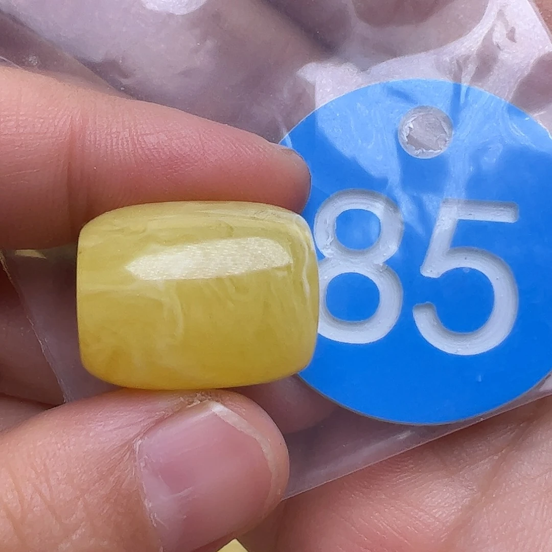 蜜蜡未镶嵌珠宝奇石粒**?16mm皮点