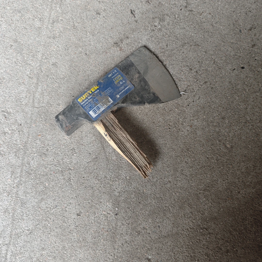 直播间断柄斧子头有瑕疵可正常使用