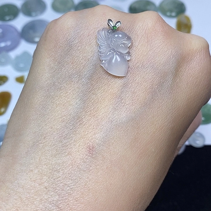 翡翠未镶嵌颈饰天然缅甸翡翠A货小仙女