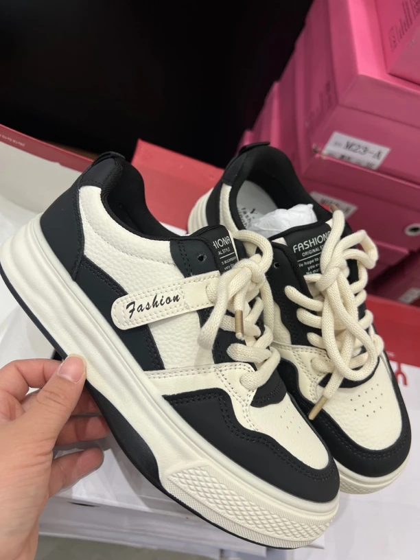 娜娜家8991百搭休闲款板鞋