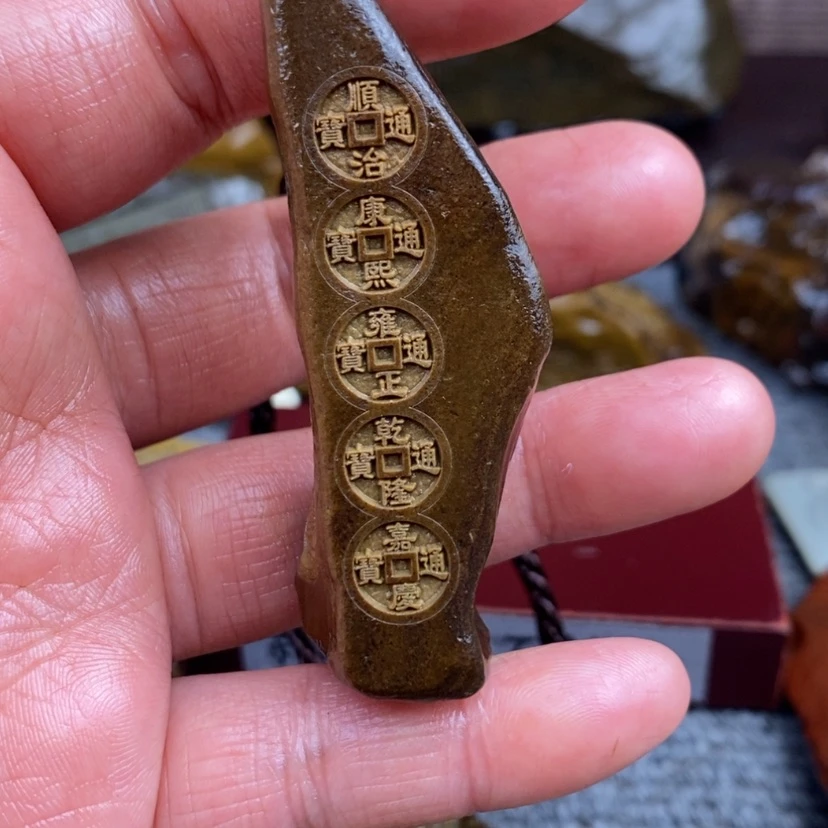 【闪购商品】原石雕刻手把件