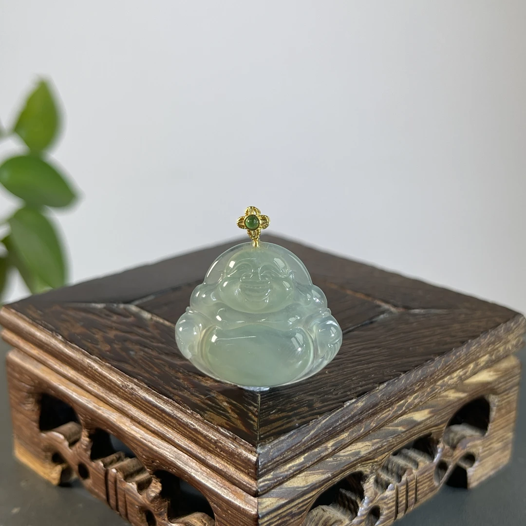 JYW26-123  天然缅甸翡翠A货   18K扣佛公