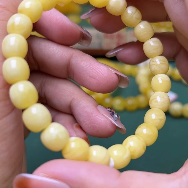 蜜蜡未镶嵌珠宝奇石