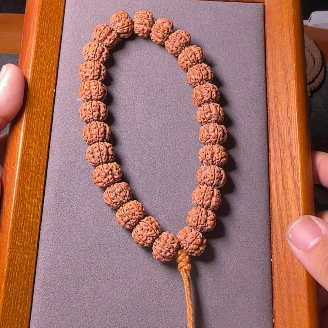 金刚菩提手串肌肉梅花红方印