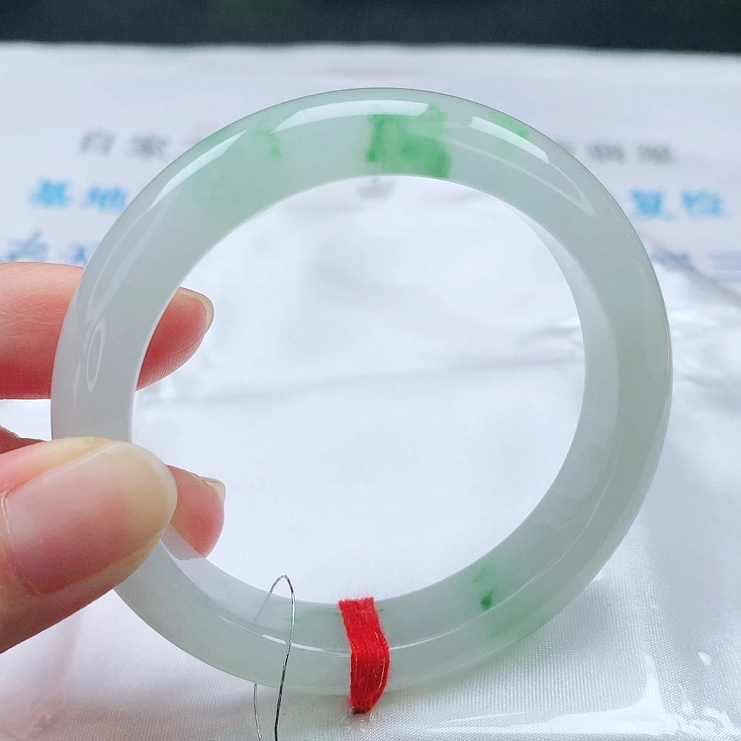 翡翠手镯未镶嵌53➕圈