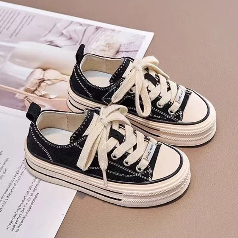 01—200男女童四季款休闲时尚运动鞋