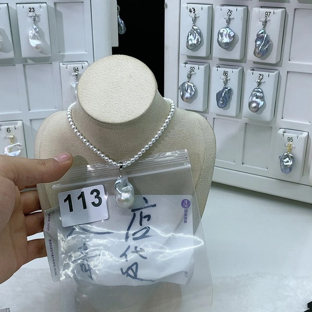 淡水珍珠颈饰合金