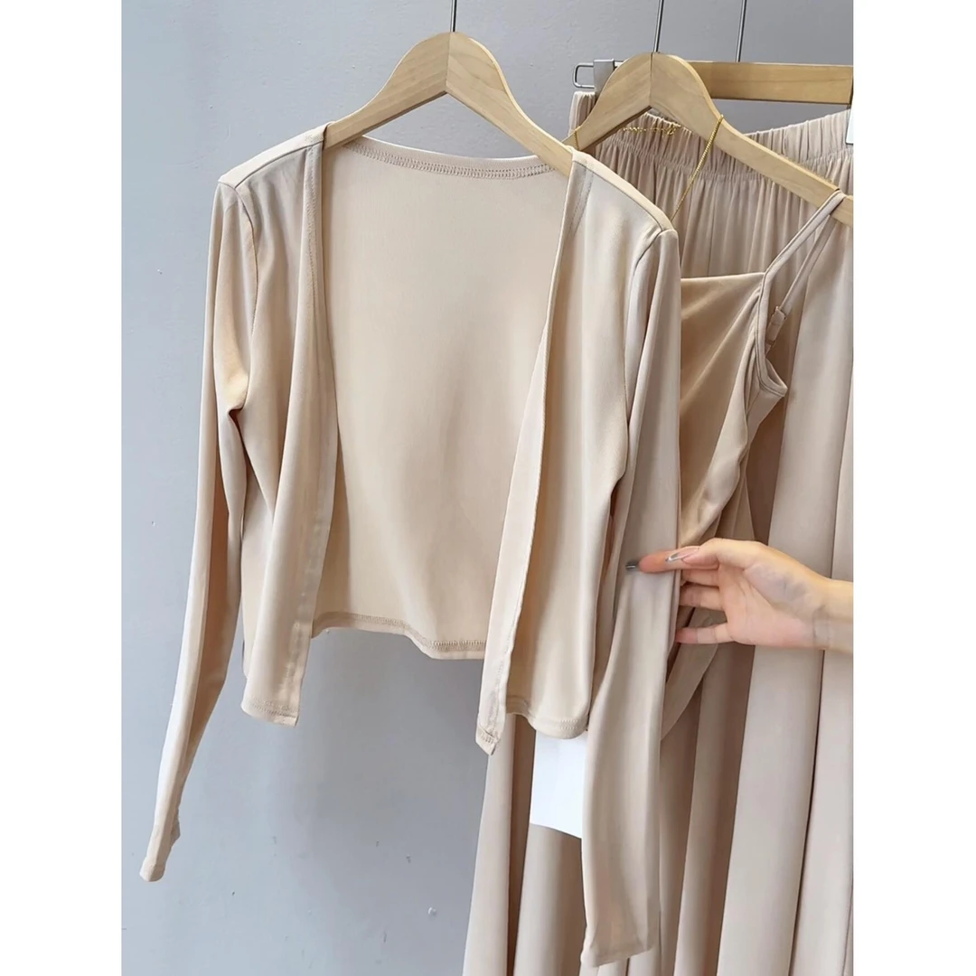 新款气质超垂显瘦吊带+开衫+阔腿裤休闲三件时尚套装