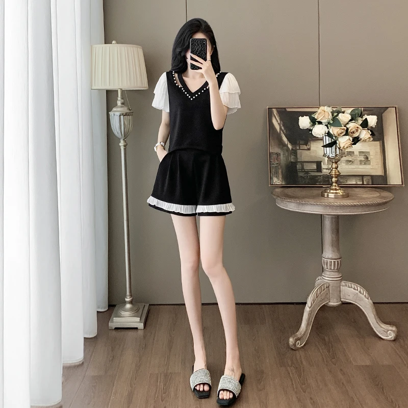 休闲套装女夏季新款洋气减龄气质重工钉珠蕾丝拼接短袖短裤两件套