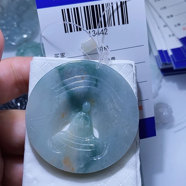 翡翠未镶嵌颈饰天光墟翡翠市场现金代购