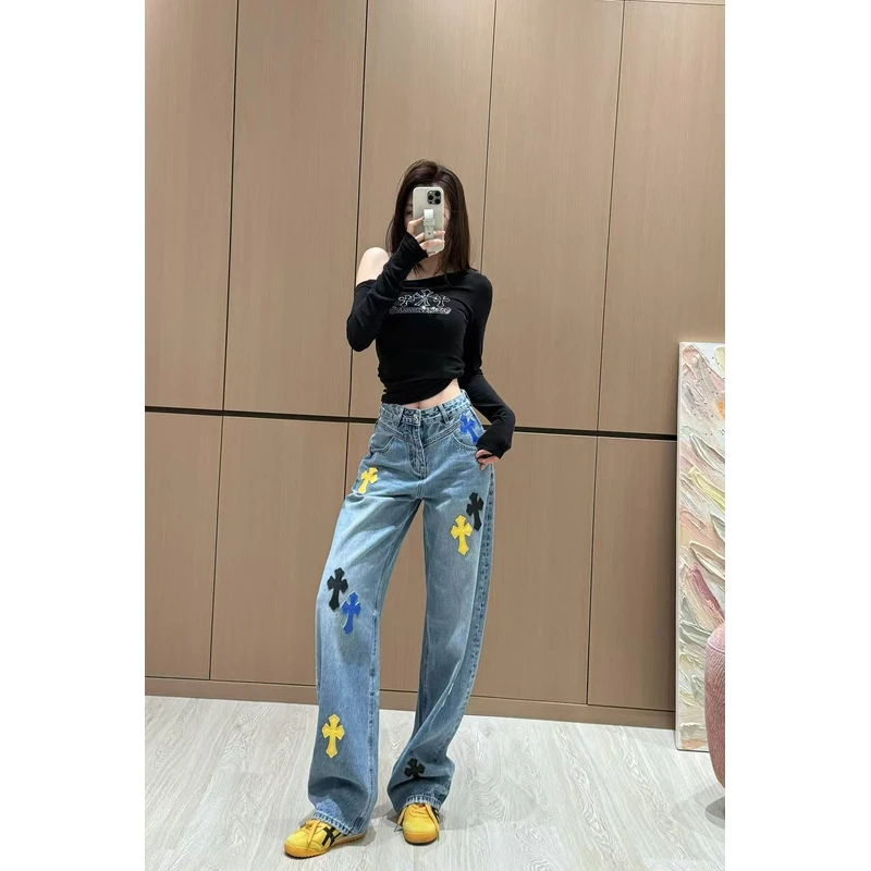 【LJ】罗家新款彩色十字架刺绣阔腿牛仔裤 +黑色斜肩上衣