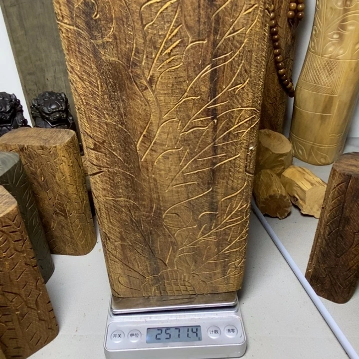 夜***蚝木老山檀木料木料