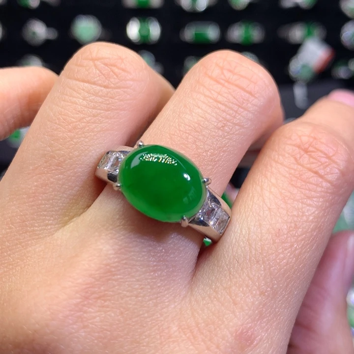 【闪购商品】翡翠戒指银S925镶嵌公**?天然翡翠