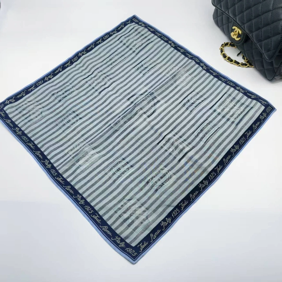 95新 FENDI/芬迪 海囤/芬迪/丝巾/yy09062