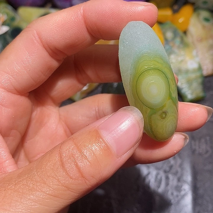 逍***遥玛瑙/玉髓合金颈饰