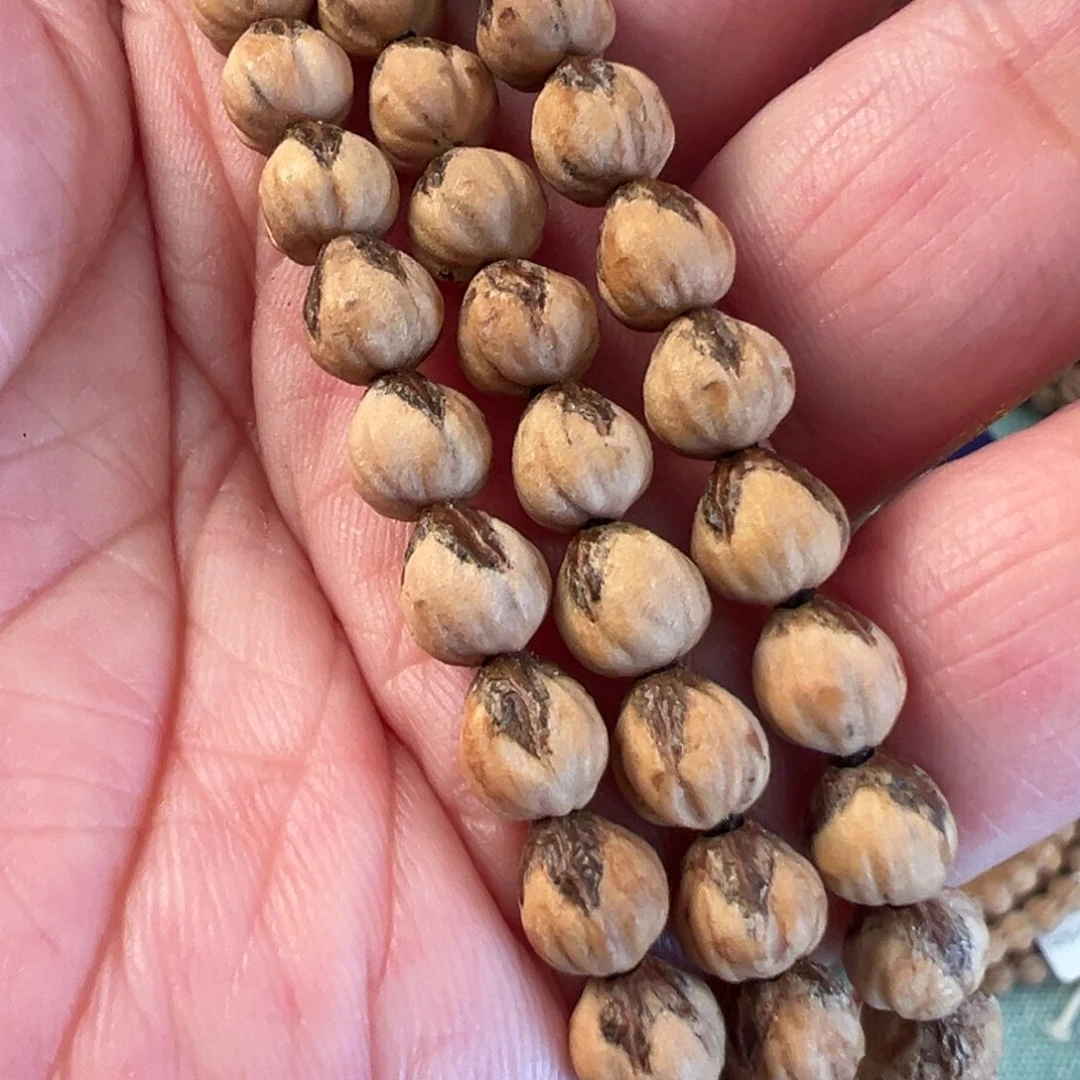 柏香籽/百香籽吊坠F951