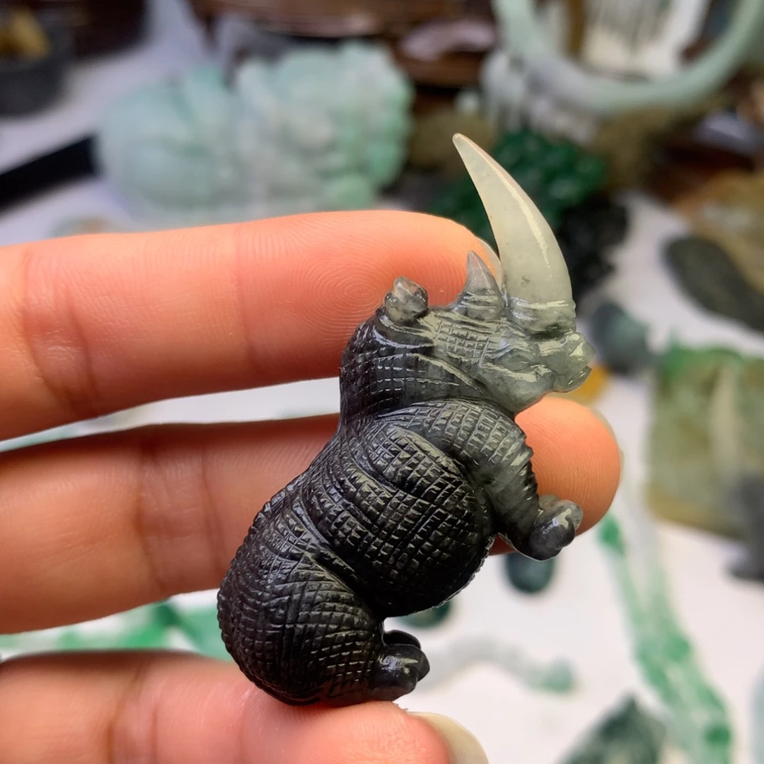 定制翡翠未镶嵌翡翠