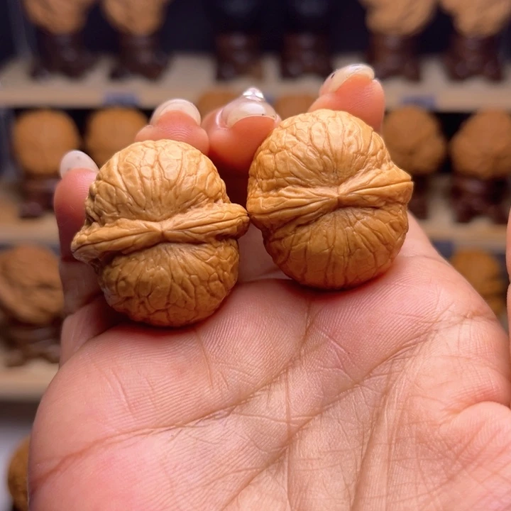 文玩核桃把件福宝M9