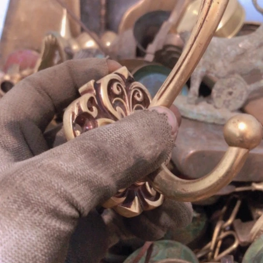 一***杯闪电购铜摆件工艺品